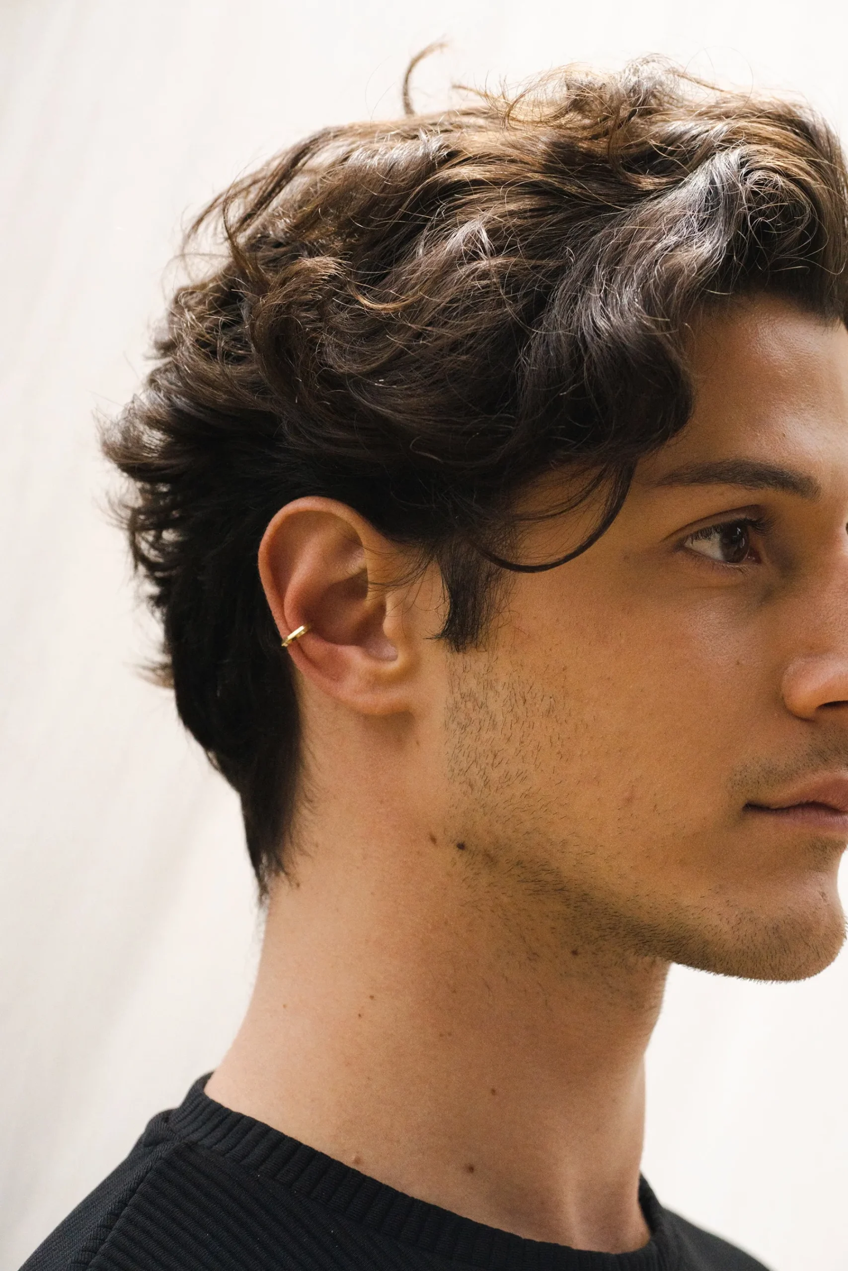 cape_gold_vermeil_ear_cuff_2.webp SarahBijoux Cape gold vermeil ear cuff
