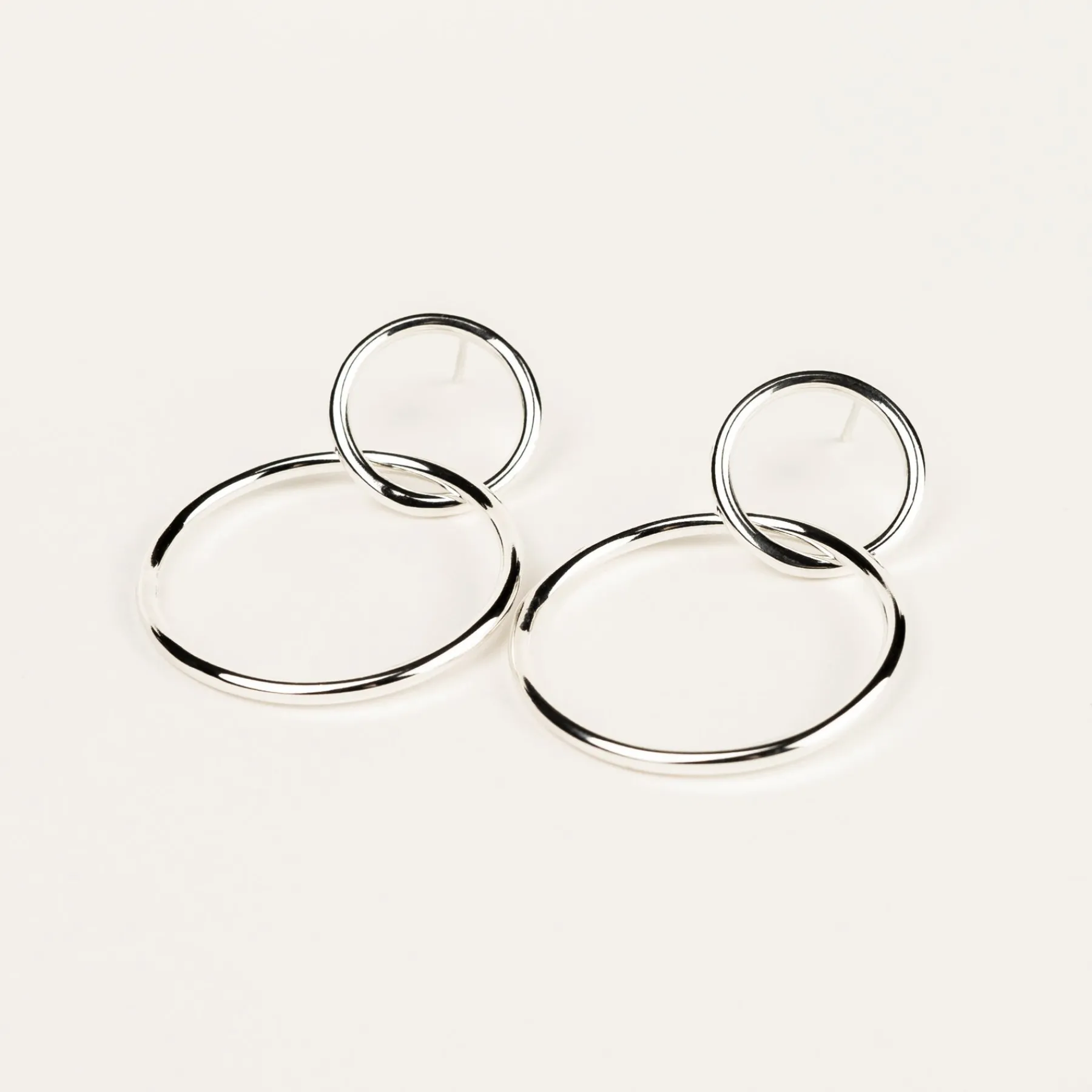 clo_hoops_0.webp SarahBijoux Clo Hoops
