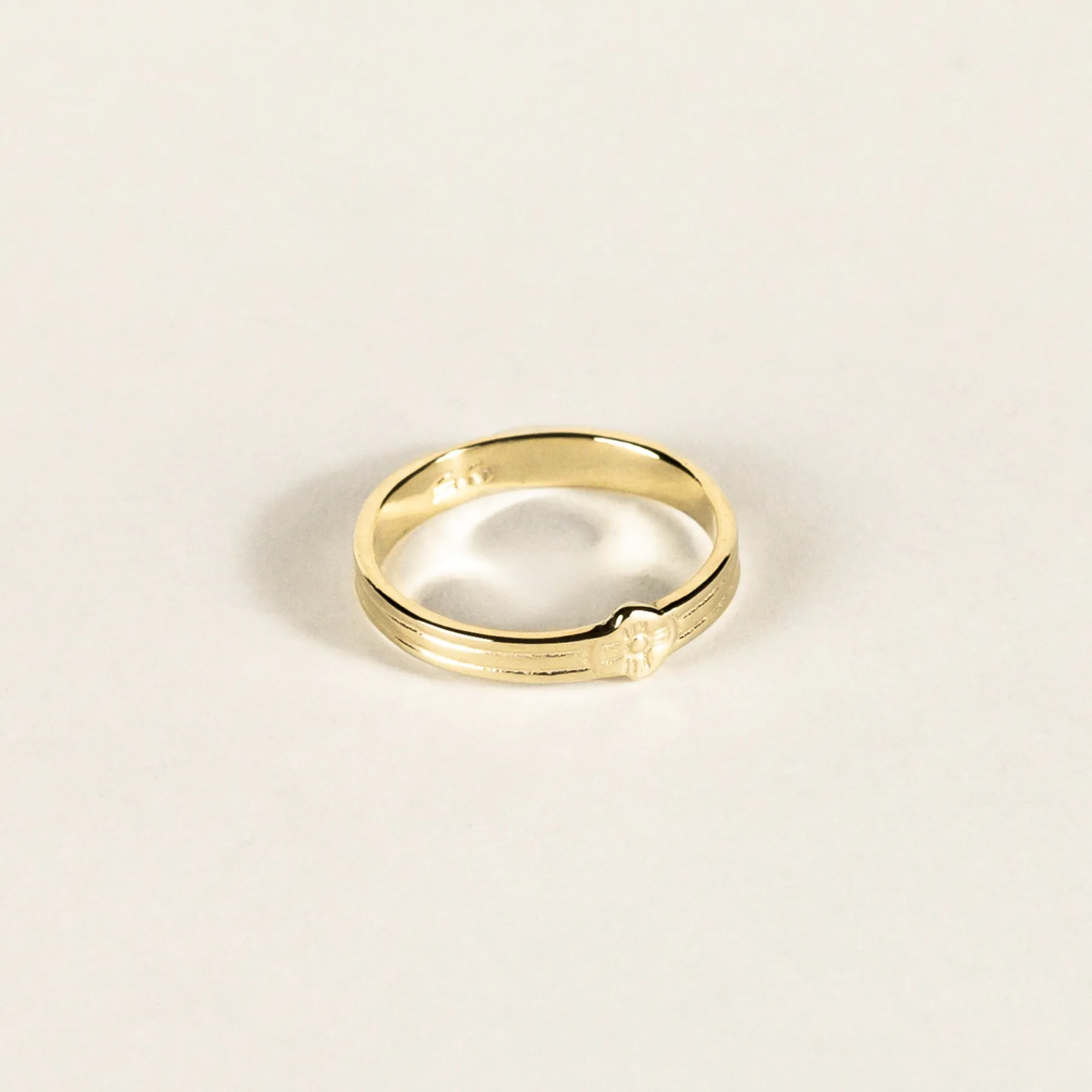flower_gold_ring_0.webp SarahBijoux Flower Gold Ring