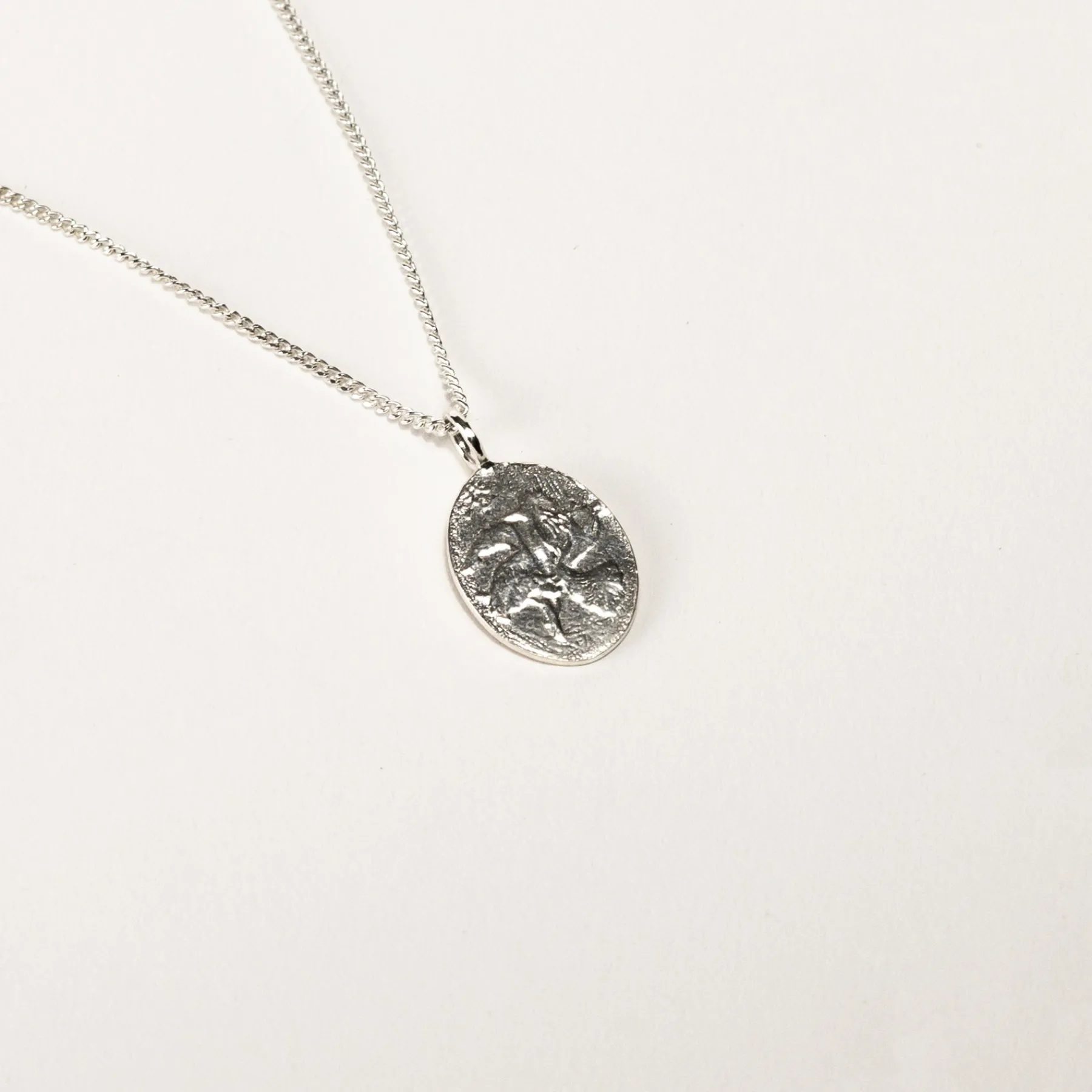 hong_kong_necklace_0.webp SarahBijoux Hong Kong Necklace