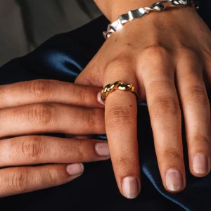 SarahBijoux Knot Gold Ring