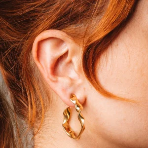 SarahBijoux Large Ribbon Gold Vermeil Hoops