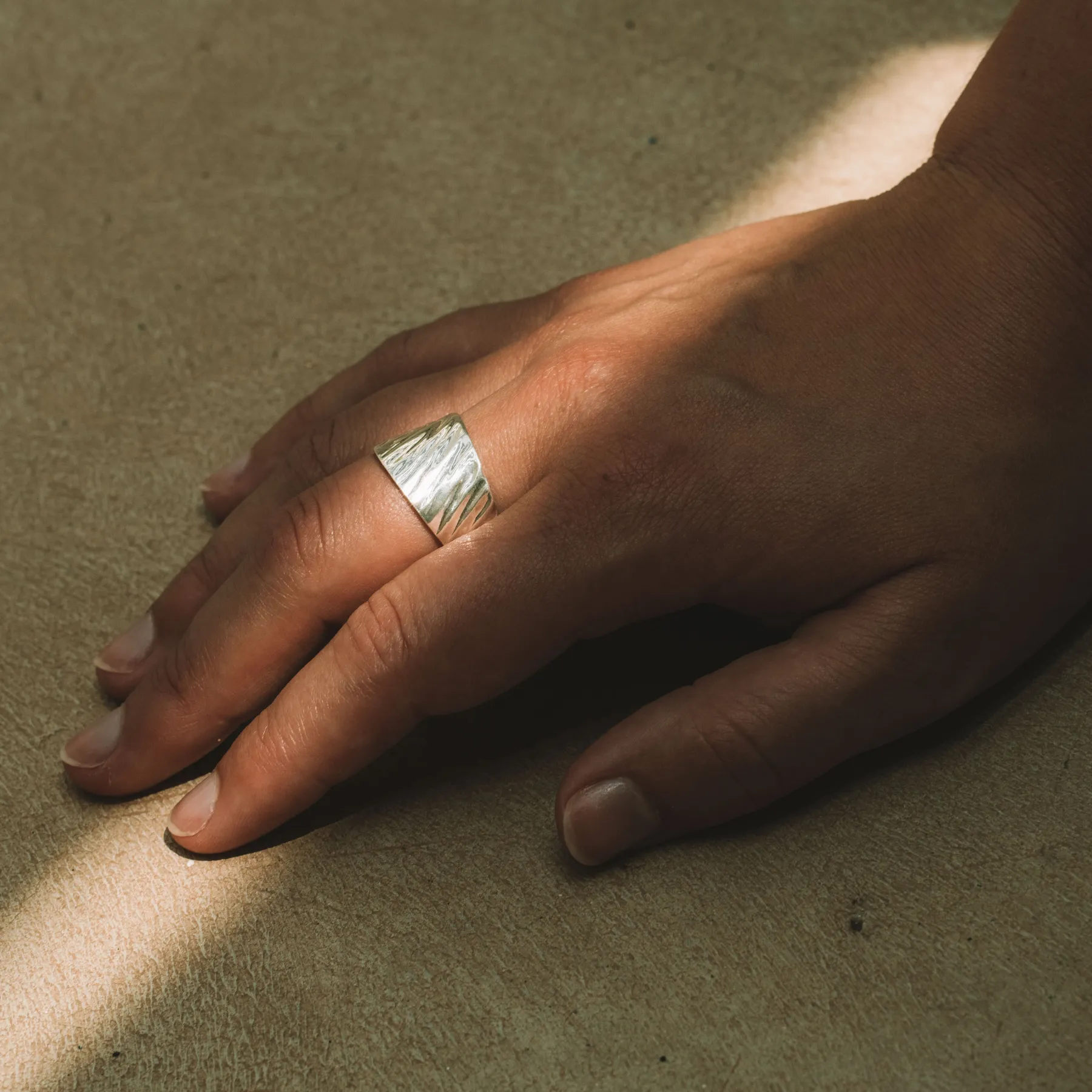 lava_ring_1.webp SarahBijoux Lava Ring