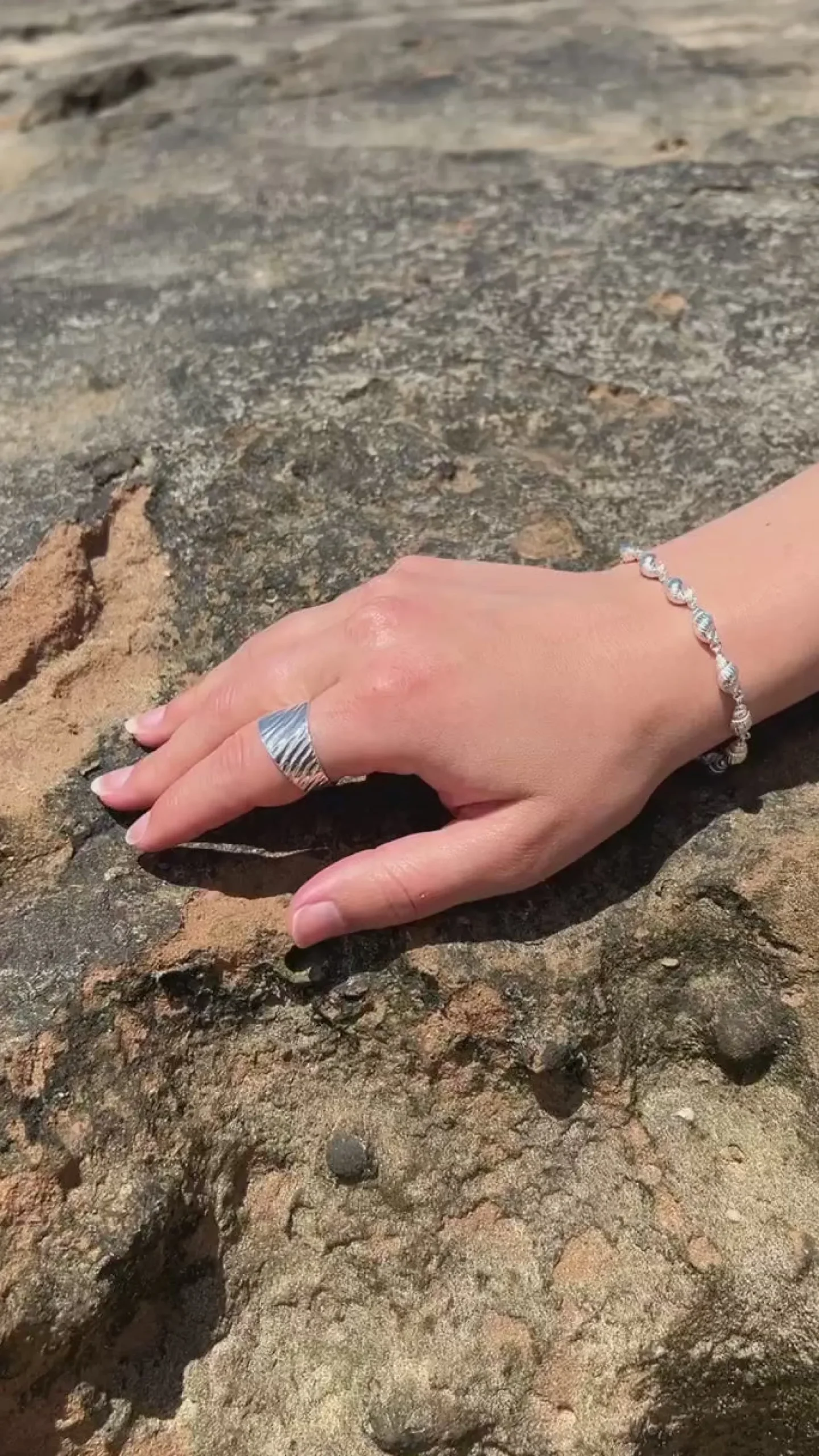 lava_ring_2.webp SarahBijoux Lava Ring
