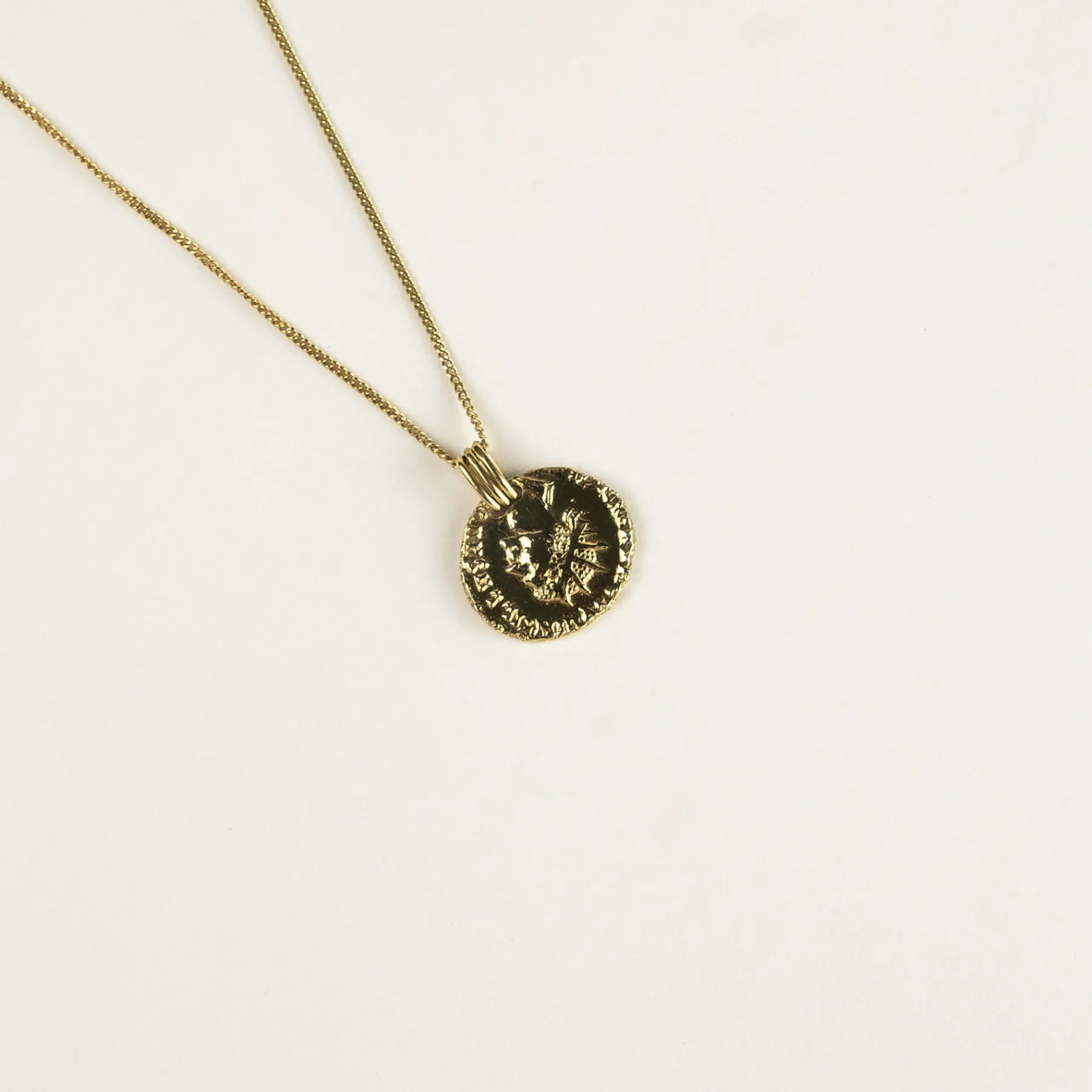 mediterranean_gold_necklace_1.webp SarahBijoux Mediterranean Gold necklace