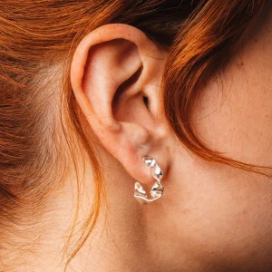 SarahBijoux Medium Ribbon Hoops