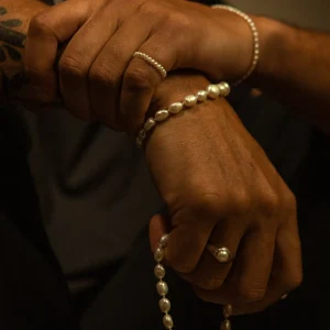 SarahBijoux Mini Freshwater Pearl Bracelet