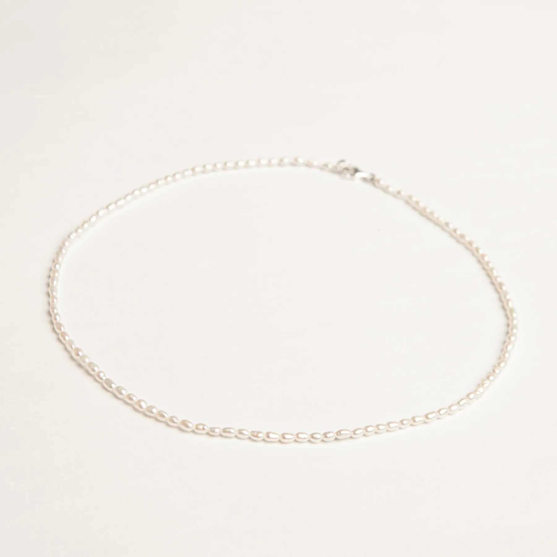 mini_freshwater_pearl_necklace_0.webp SarahBijoux Mini Freshwater Pearl Necklace