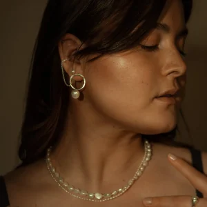 SarahBijoux Mini Freshwater Pearl Necklace