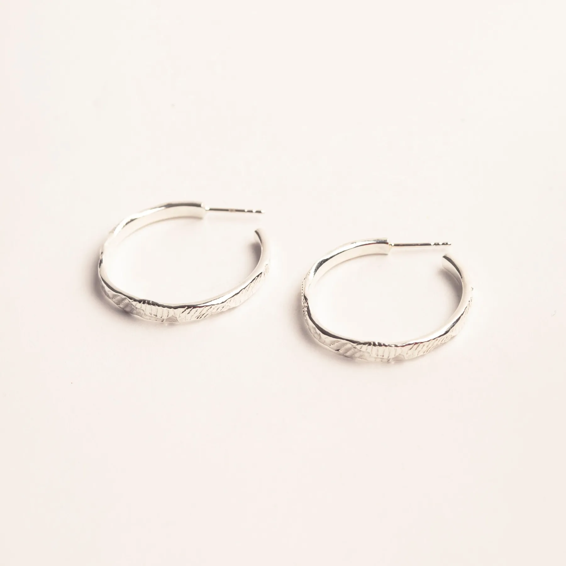 reef_hoops_0.webp SarahBijoux Reef Hoops