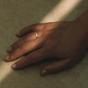 SarahBijoux Reef Signet Gold Ring