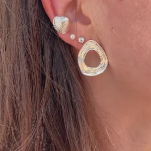 SarahBijoux Shell Ear Cuff