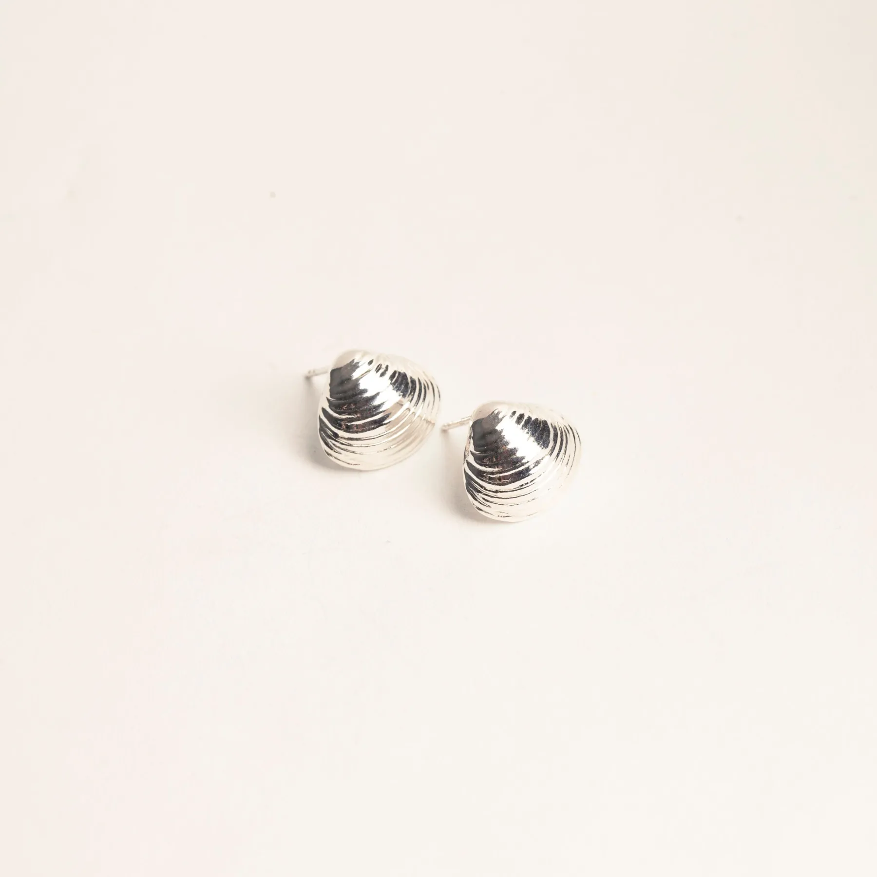 shell_studs_0.webp SarahBijoux Shell Studs